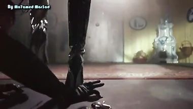الخدامه الهايجة مترجم