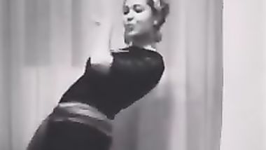 غدير احمد شرموطه حلوه