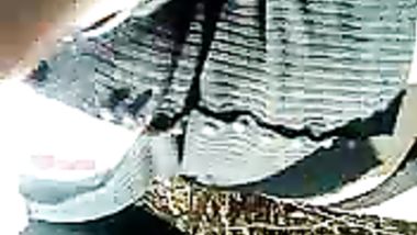 محجبة سورية بالبستان