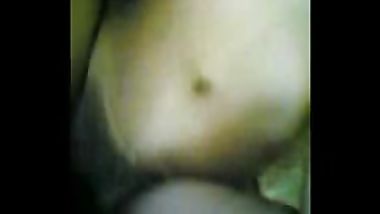 ميلف خليجية بالسرير