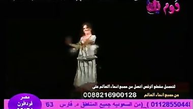 رقص منيكة من رقاصة ممحونة