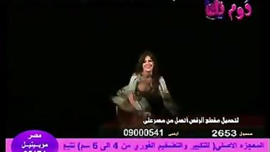 رقص منيكة من رقاصة ممحونة