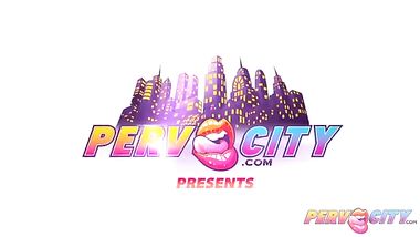 الجنس الشرجي الثلاثي مع مراهقتين تعشقان النيك الخلفي