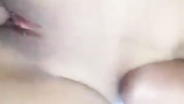 قحبة كيحويها صاحبها بزبو الطويل فالغابة من طبونها وكيصورها عريانة