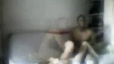 ثلاث مغاربة شاقطين فرنسية وعملين حفلة نيك