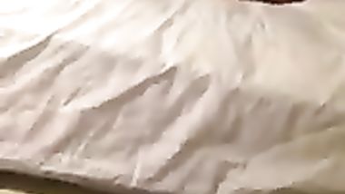 حصرى ولأول مره ديوث مصرى يحضر بواب العماره العنتيل يمتع زوجته نيك وأها