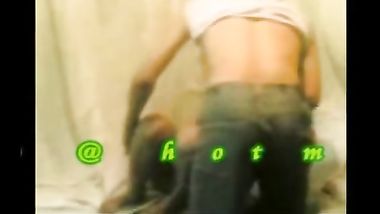 مصري واخد خطيبته ينكها عندو البيت لسه صغيرين