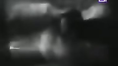 ناهد شريف ترقص لروشدي اباظة وتتناك منه مع اخفاء الاوضاع بتشويش الشاشة