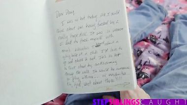 اخ واخته  اثناء المذاكرة