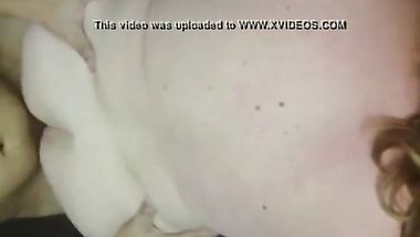 نيك من الخلف و اسخن سكس عربي مع ام الطيز و هي تتلقى زب نياكها في طيزها