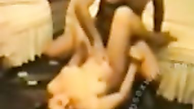 تجميعه هايله من الكليبات العربى كلها ممتعه جدا