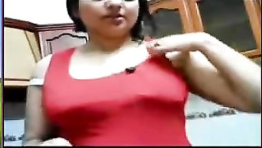 فرسة هايجه على نفسها من الاءخر بصراحه مهما أوصف