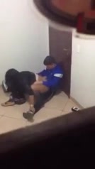 واد فاشخ البنت فى المدرسة وصاحبه بيصور والبنت حاست بيه