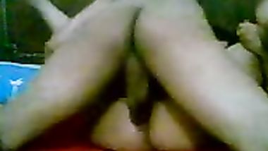 شرشر على السرير عاوزة الزب والواد هاج عليها