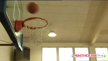 المتعه الجنسيه نياكه و لحس و مص مع مورجانه