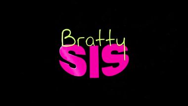 بنت بيضة طيزها طرية مربربة هيجانه ممحونه متناكة