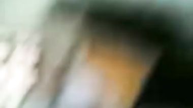 فلاحه مكنه مستاعده للنيك على طول مافيش وقت تقلع ونامت على طول