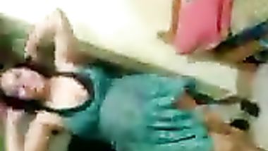 ام حمادة  من الاسكندرية مصر