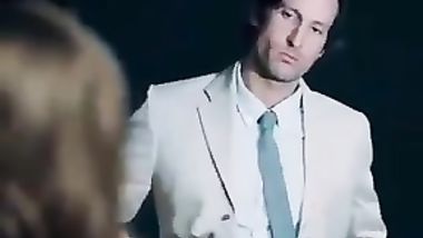هايفوتك الفيديو ده لو ماشوفتش الطيز الجلي دي