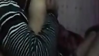 موحه الشرموطه كسها حيحان تجيب جارها ويظبطها نياكه