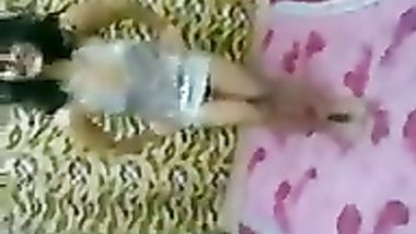 انجى ترقص رقص سكسى  وهى هايجه اوى