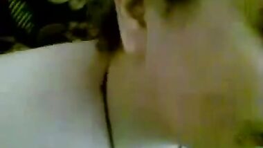 تتناك فى طيزها من حبيبها و الولا يكيفها نيك