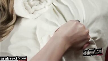 مساج ساخن مترجم بعنوان طقوس تدليك الشرموطة