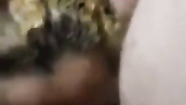 مصلحة مصرية اخر شرمطة بتمص زبرين فى وقت واحد