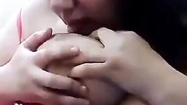 عرض كاميرا لجسم صاروخ  وبزاز من الاخر