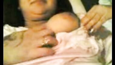 حتة خليجى زى القمر اخر دلع   وكسها  ولا اروع