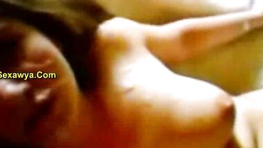 مزة فرسة ببزاز وجسم فاجر بعد ما اتناكت بتمص الزبر بمحن لحد ما جاب لبنه