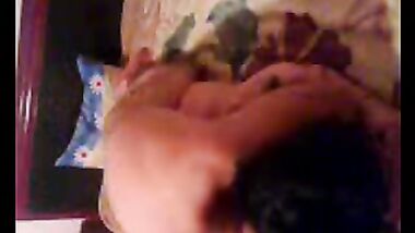 مدام هبه مومس خاينه بتروح لصاحب جوزها تقلع ويظبطها نيك بأجمل اهات