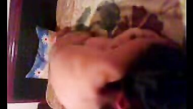 مدام هبه مومس خاينه بتروح لصاحب جوزها تقلع ويظبطها نيك بأجمل اهات